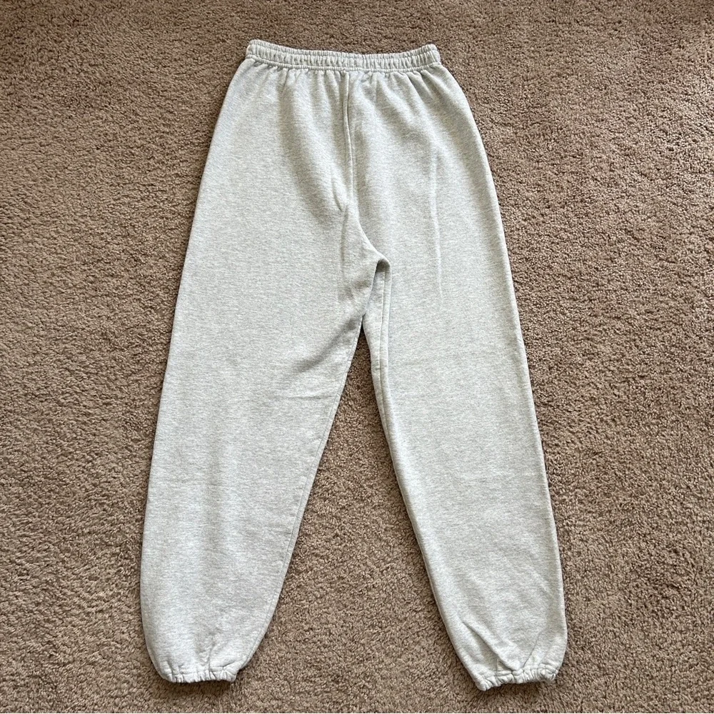 Gildan Happy Mind Happy Body Gray Jogger Sweatpants Size Large